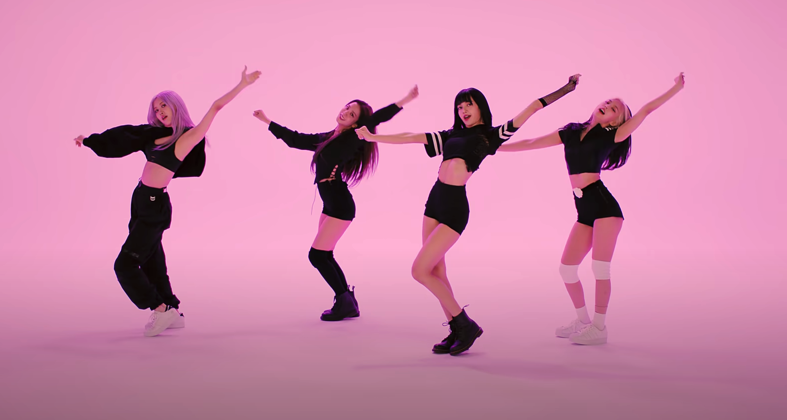 Blackpink's "How You Like That" dance cover challenge | Hashtag Legend
