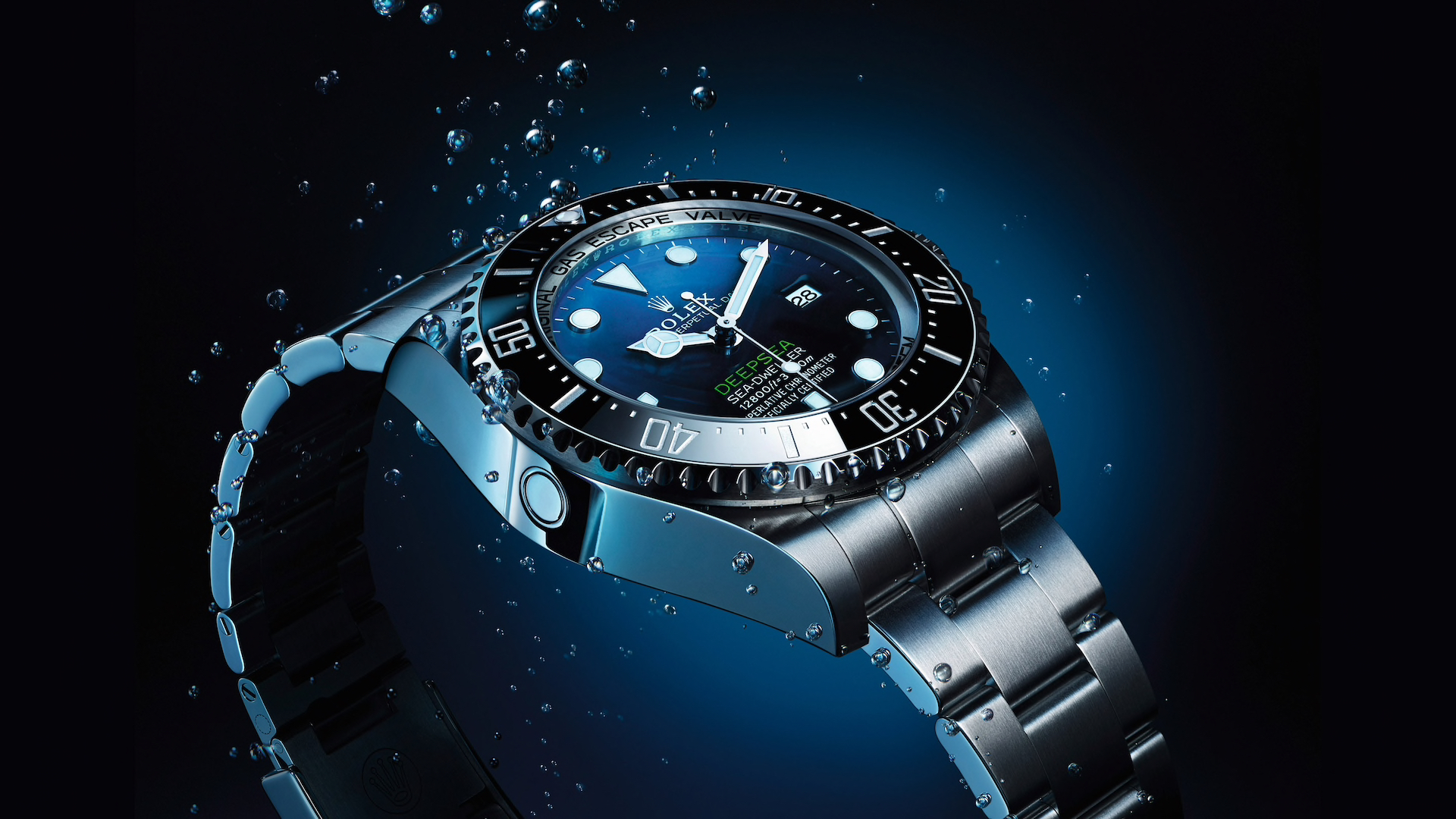 Splash and swim: 5 best waterproof watches to take the plunge with —  Hashtag Legend