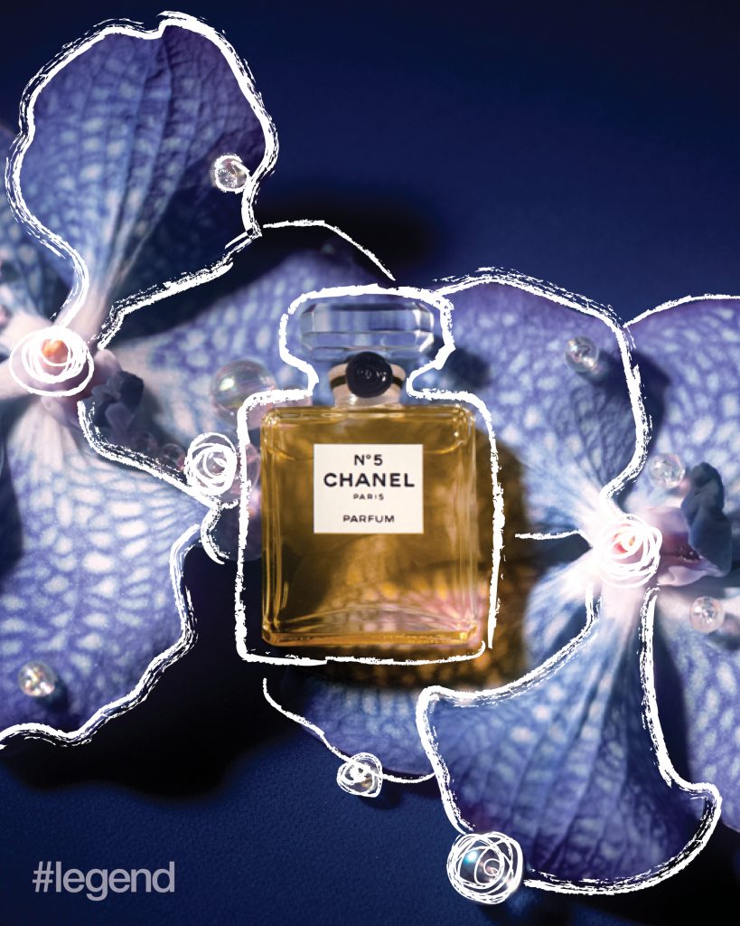 Fashion cover: Eau là là! It's Chanel N°5 - Hashtag Legend