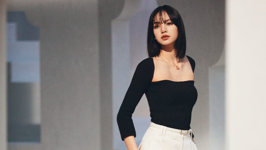 BLACKPINK's Lisa Is Mistreated By YG Entertainment? Many Brands Accuse The  K-pop Singer's Label Of Missing Campaigns, Fans Slam Lisa Deserves Better  Than This