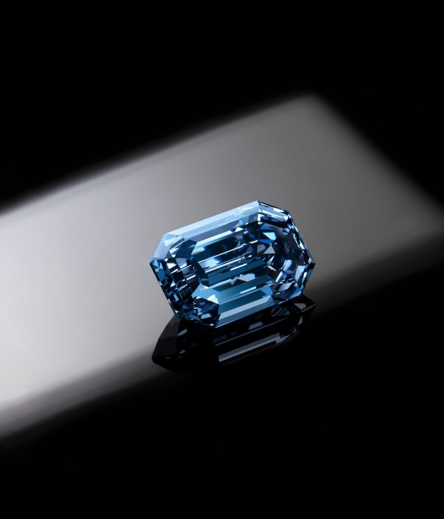 De Beers, the Legendary Home of Diamonds, Opens New Showroom At