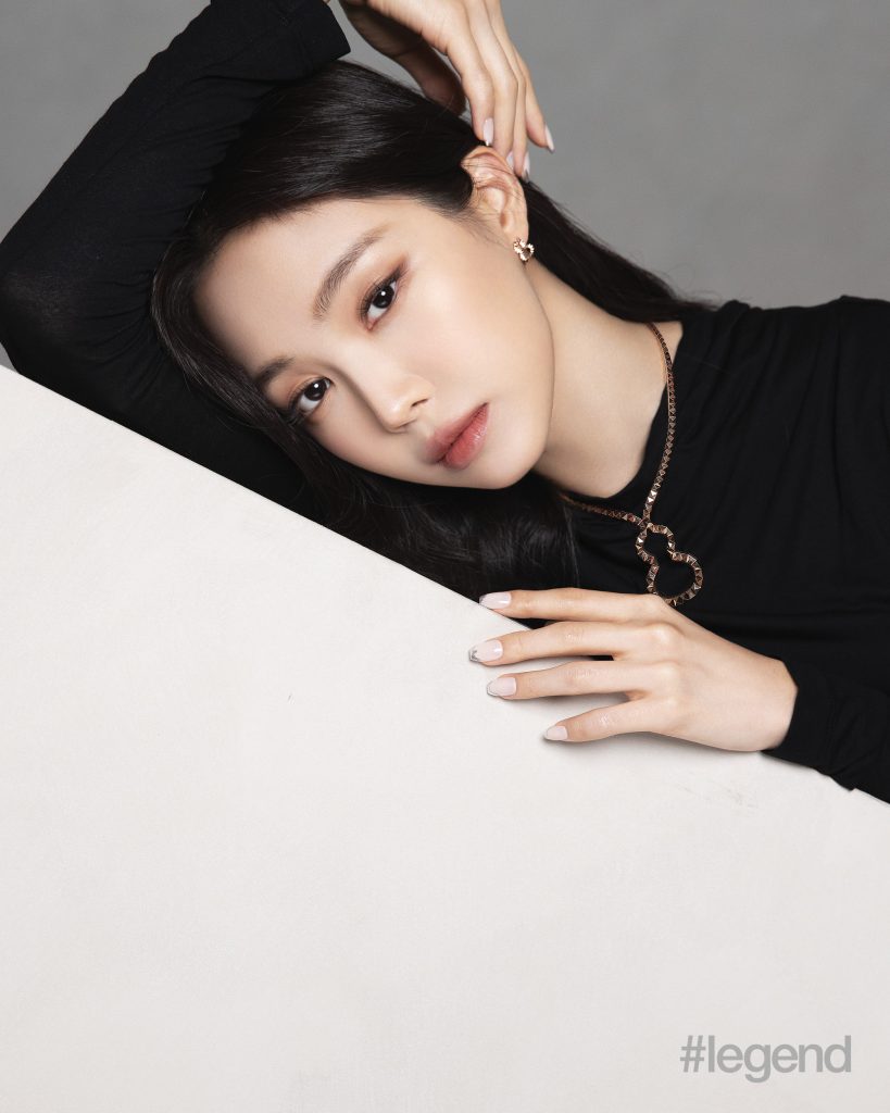 Son Naeun - W Magazine March Issue '22 (Jimmy - Korean photoshoots