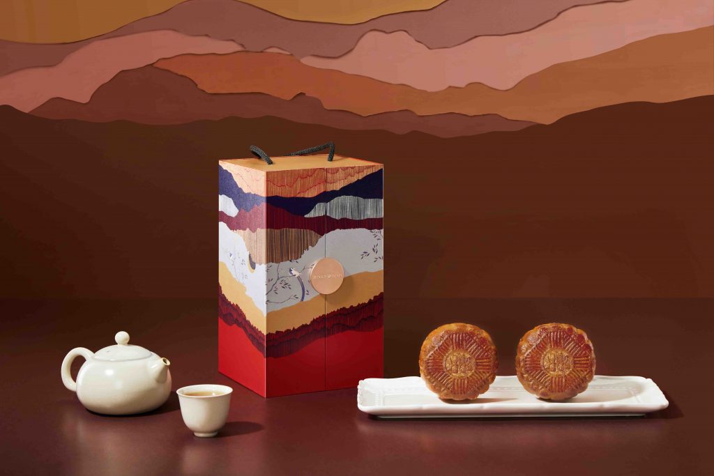 Mandarin Oriental, Macau, FAR SIDE OF THE MOON Mooncake Packaging