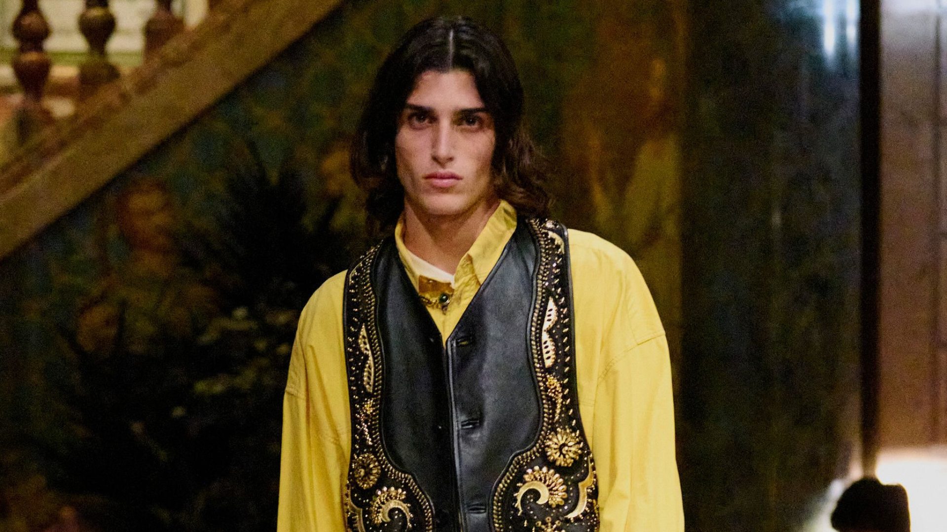 00074-versace-spring-2026-ready-to-wear-credit-brand