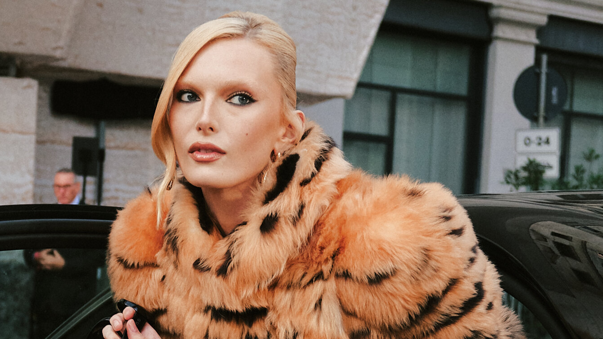 24GUCCI-REVIEW-05-bktj-mediumSquareAt3X-v2 (1)