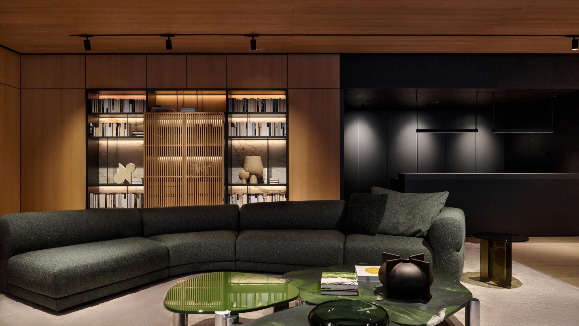 2a_Emile modular sofa_Maylis coffee table_505system_1731 (1)