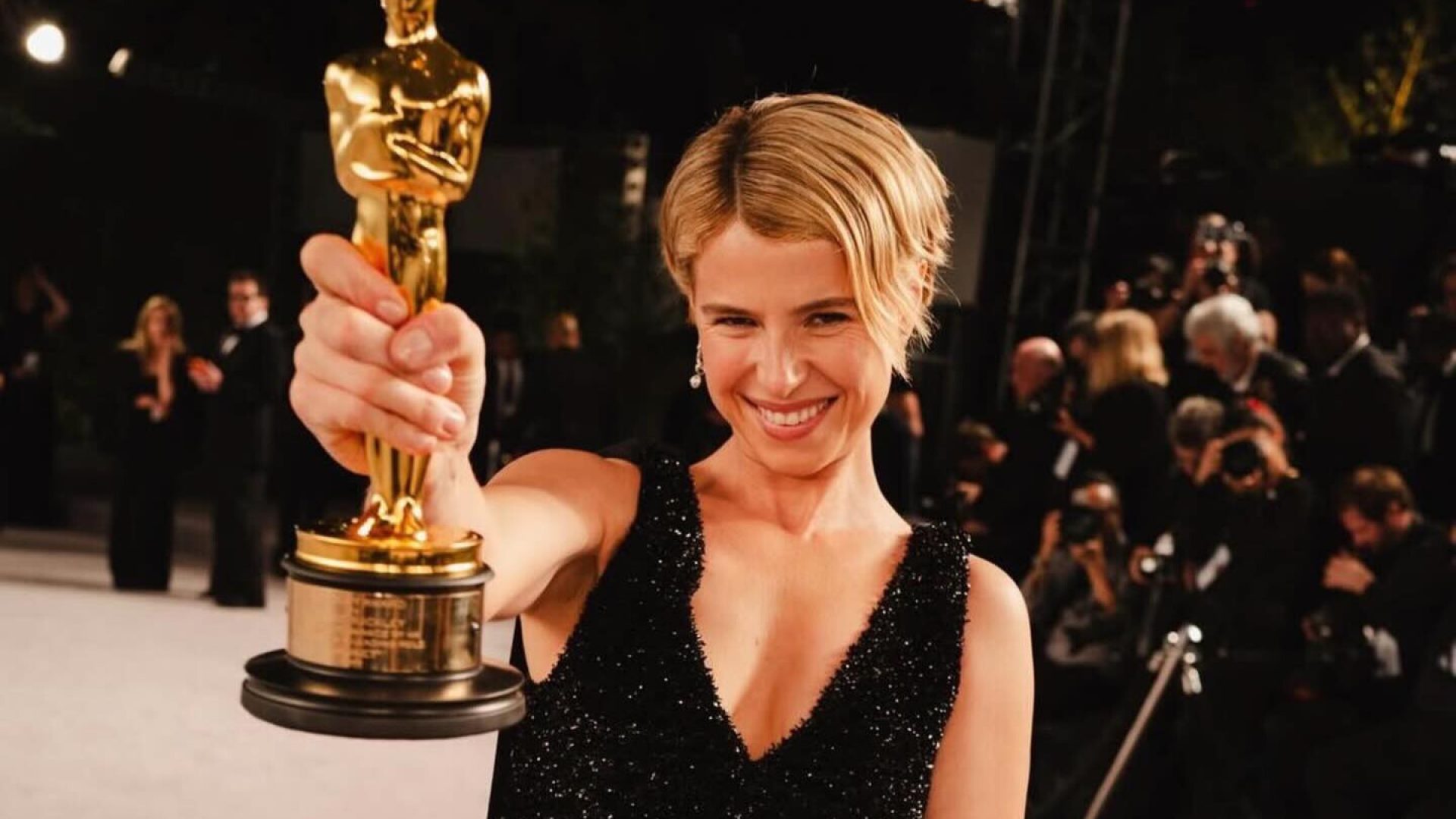 303ed585-ae40-4610-8140-07157d074eba