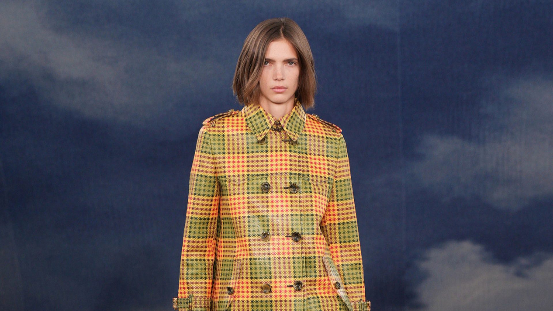 Burberry Summer 2026 Show Runway Fronts - Look 1[18]