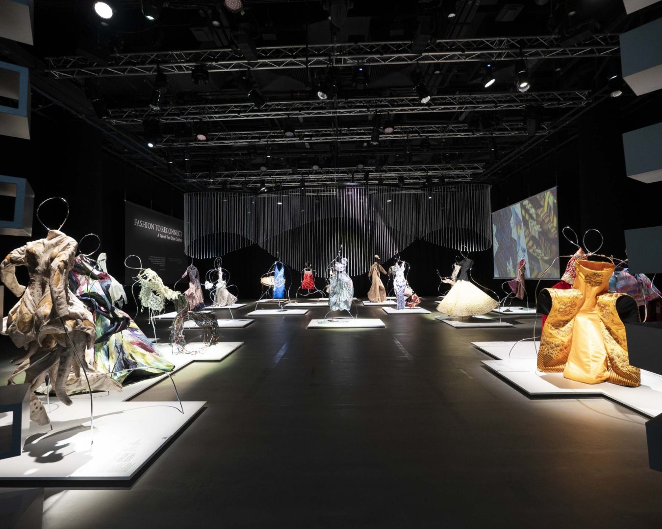 FASHION TO RECONNECT時裝展覽 Fashion Exhibition_5