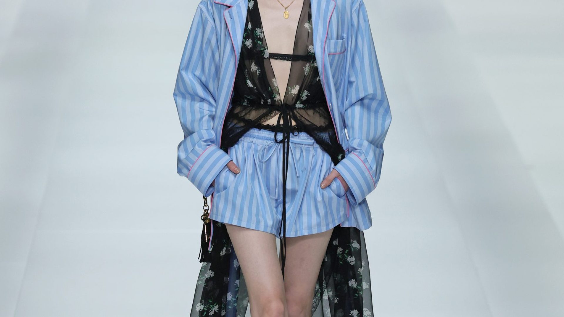 MILAN, ITALY - SEPTEMBER 27: A model walks the runway at the Dolce&Gabbana fashion show during the Milan Womenswear Spring/Summer 2026 on September 27, 2025 in Milan, Italy. (Photo by Vittorio Zunino Celotto/Getty Images)