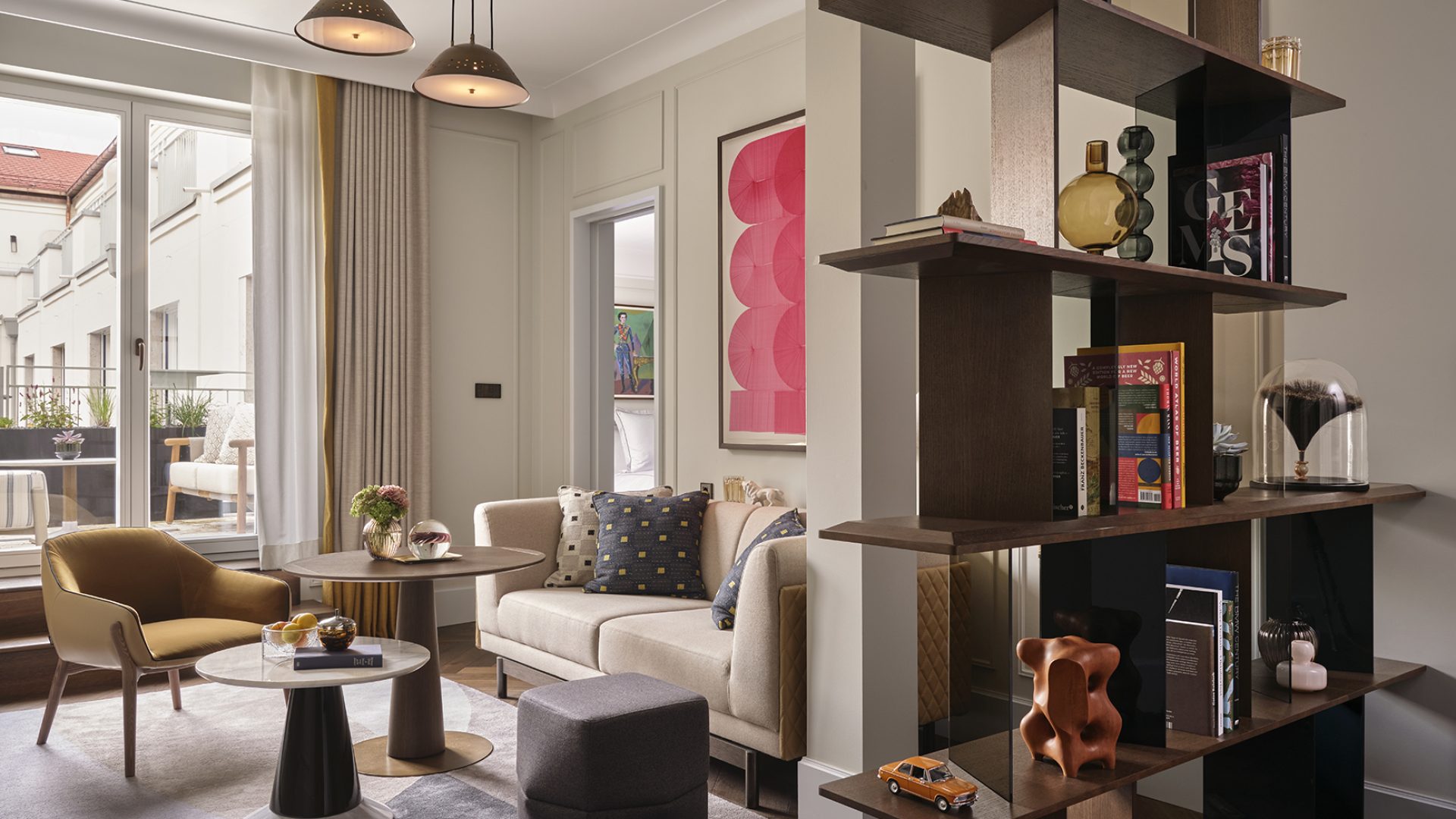 Rosewood Munich_premier suite 406_living Room_by Davide Lovatti_2MB