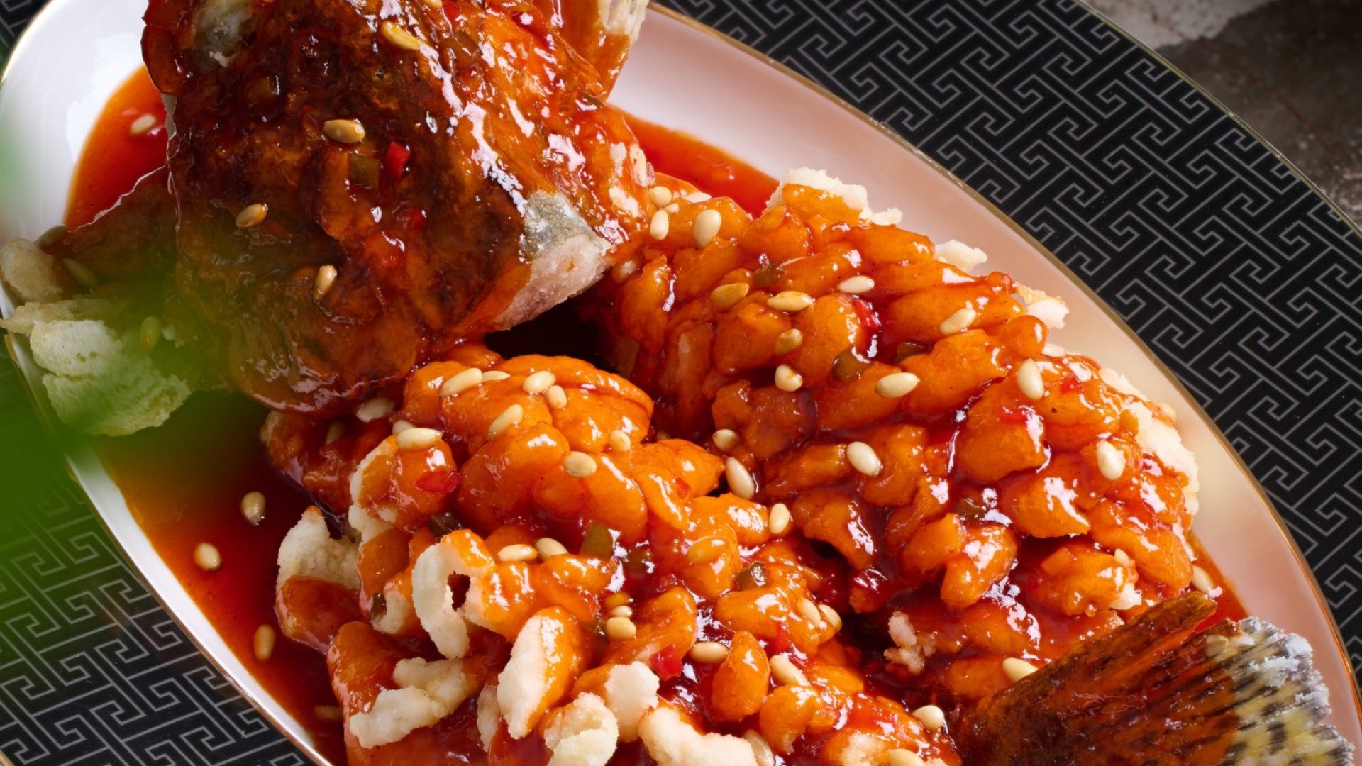 Shanghai Plus - Sweet and sour mandarin fish with pine nuts