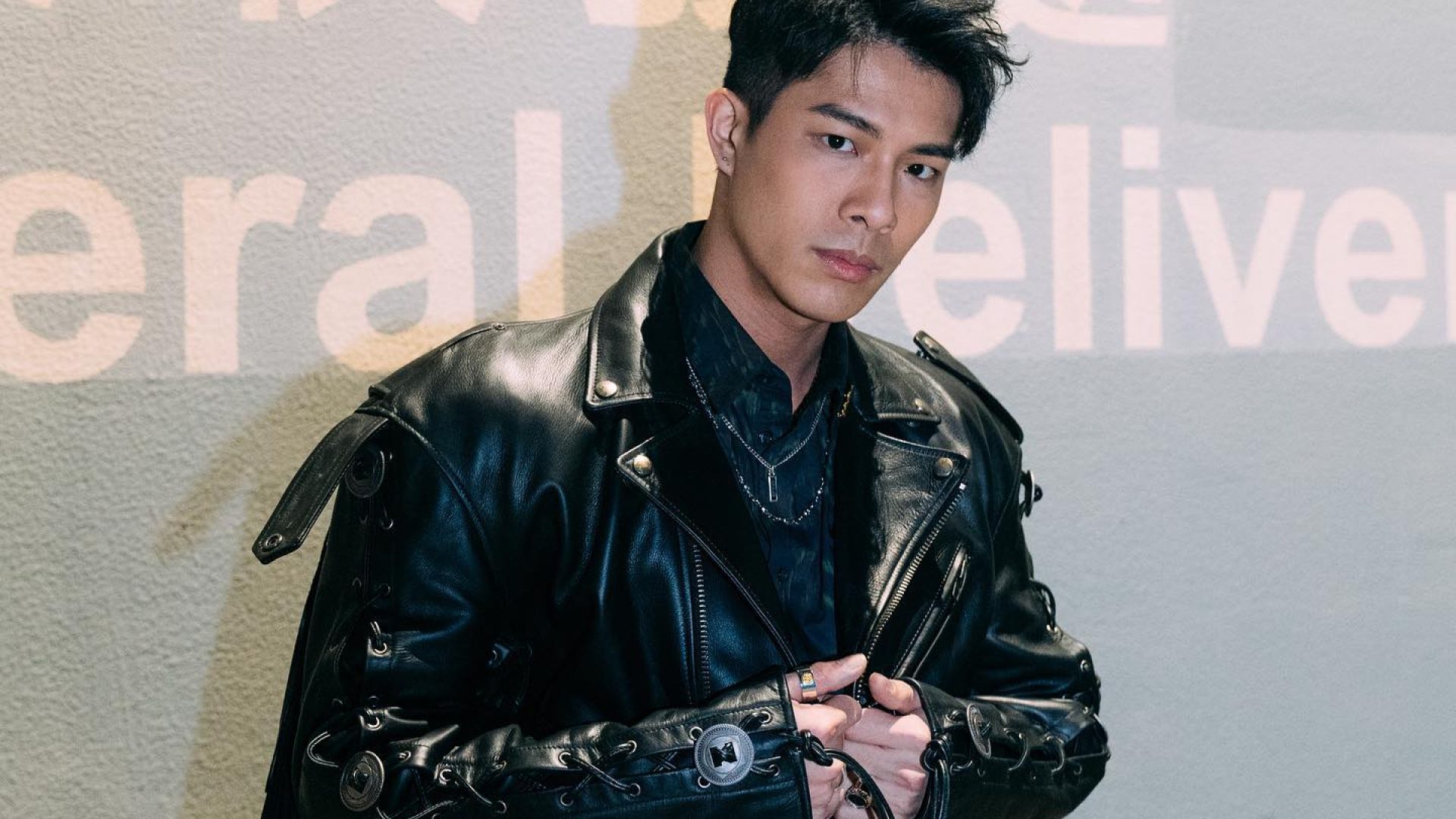 waiyin118_zpecial_1704268320_3271962280027521119_24592165