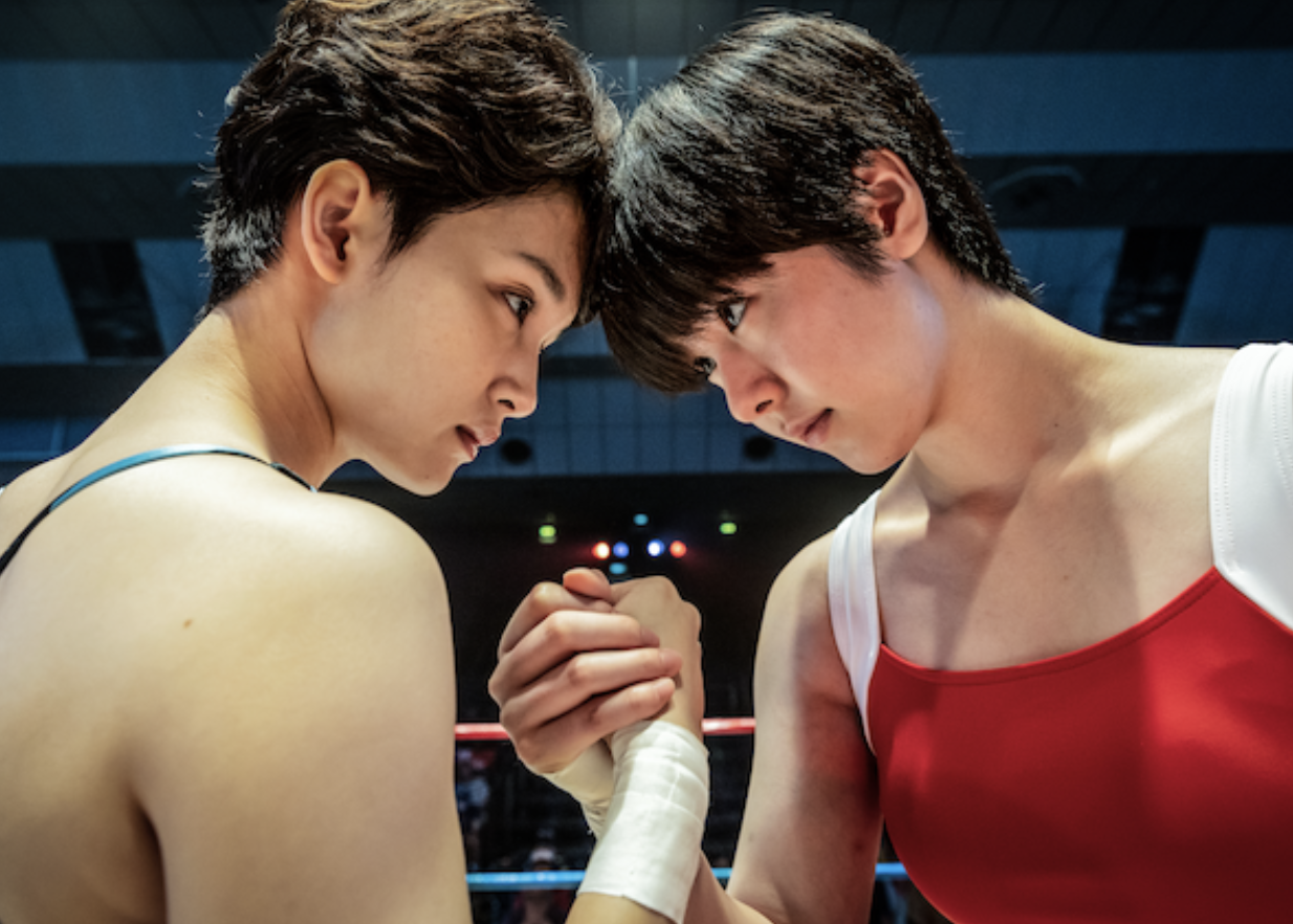 L to R: Lioness Asuka (Ayame Goriki) and Chigusa Nagayo (played by Erika Karata)
