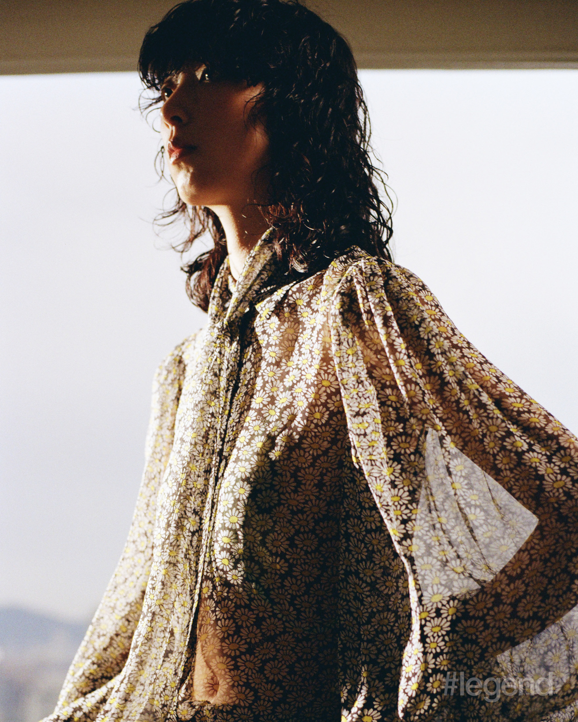 Printed tie-neck blouse, green bralette and black trousers _ Gucci